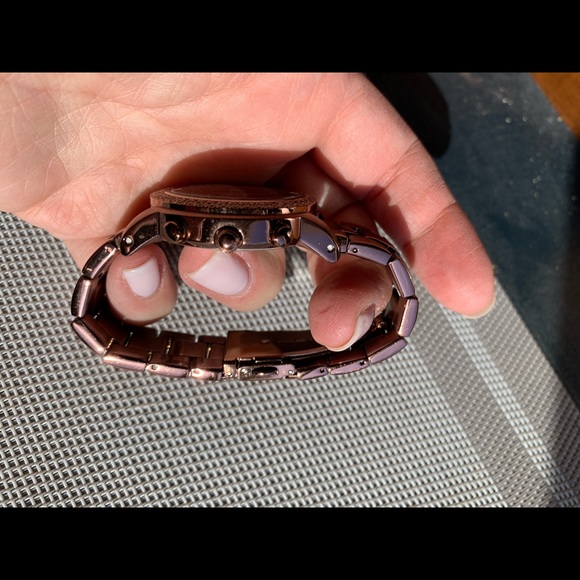 DKNY Brown metallic watch - Picture 7 of 8